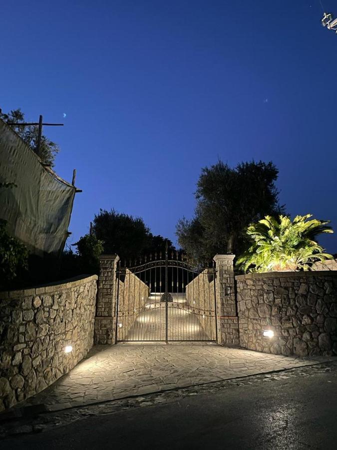 Liparulo Holiday House 마사루브렌세 외부 사진