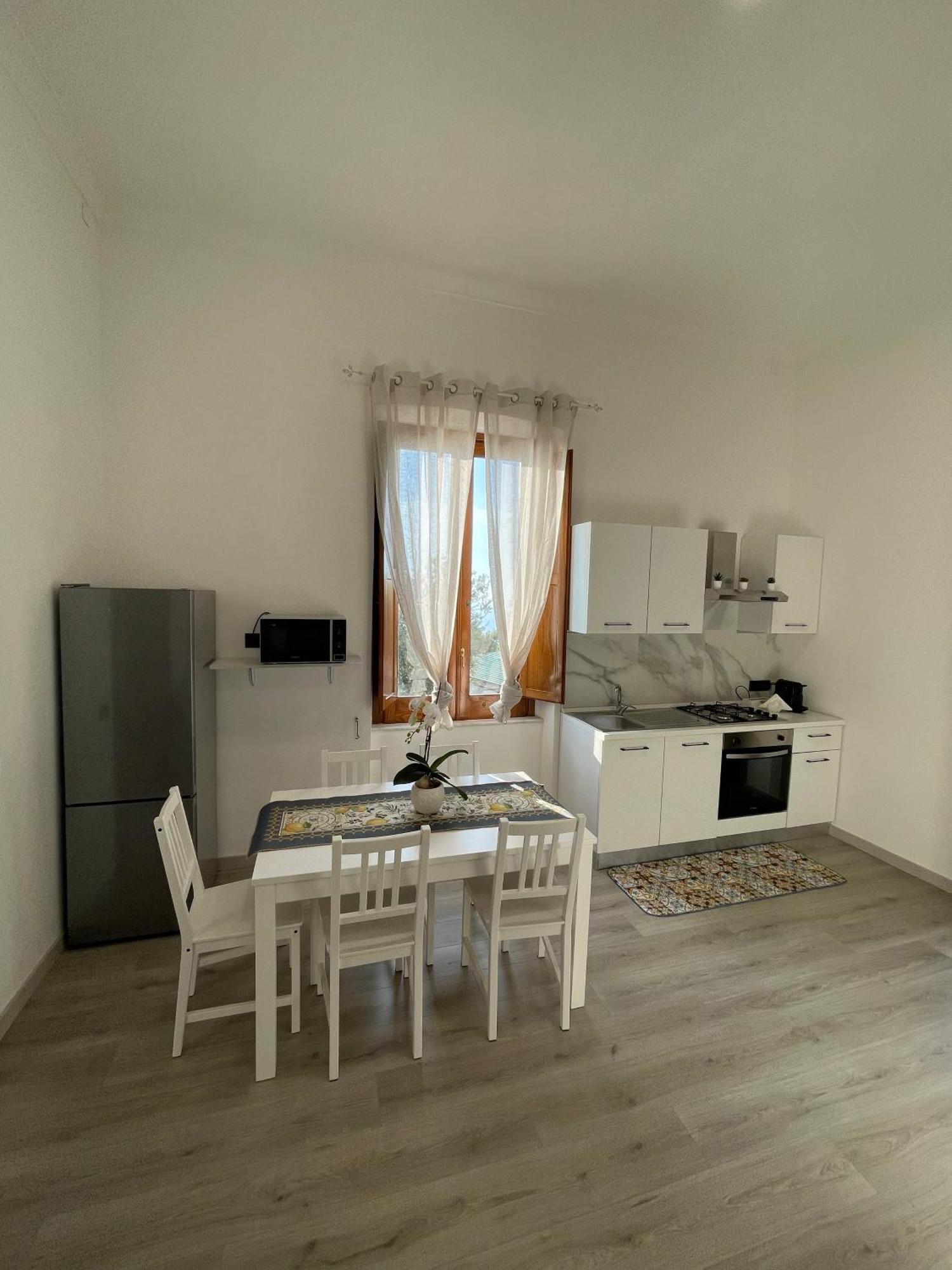 Liparulo Holiday House 마사루브렌세 외부 사진